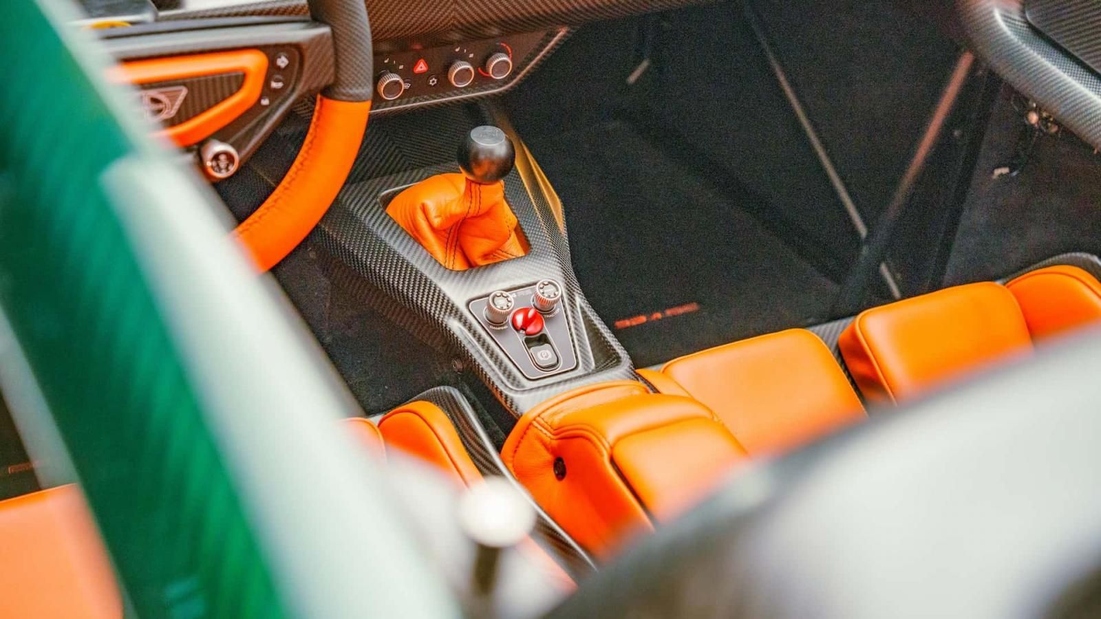 Το νέο Donkervoort P24 RS άφησε την Audi και ήρθε με μοτέρ της Ford
